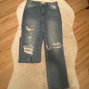 Leslie High Rise 90’s Flare Denim